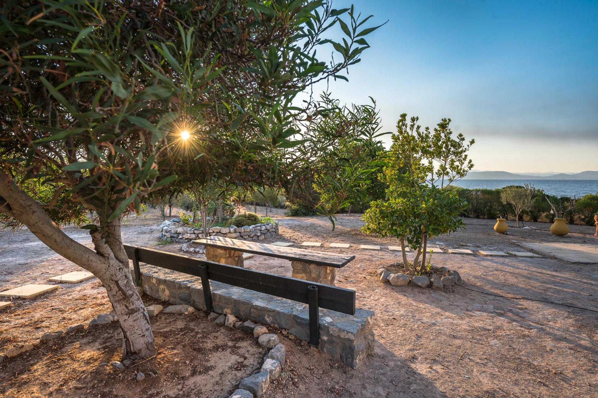Marfaia - Villa By The Sea Agioi Экстерьер фото