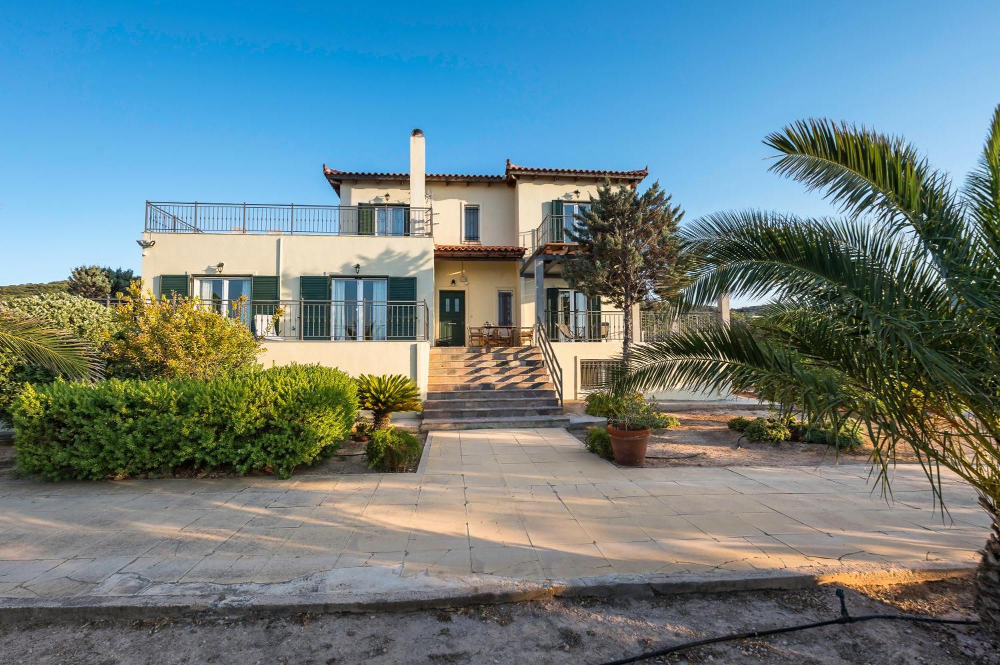 Marfaia - Villa By The Sea Agioi Экстерьер фото